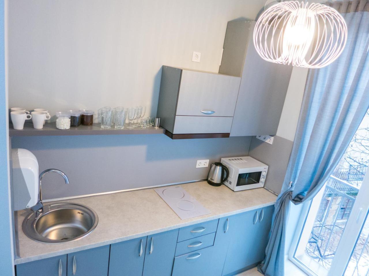 Apartamento Snizhna 4 Leópolis Exterior foto